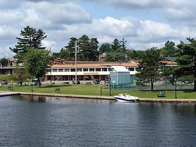 Clark'S Beach Motel Old Forge Dış mekan fotoğraf